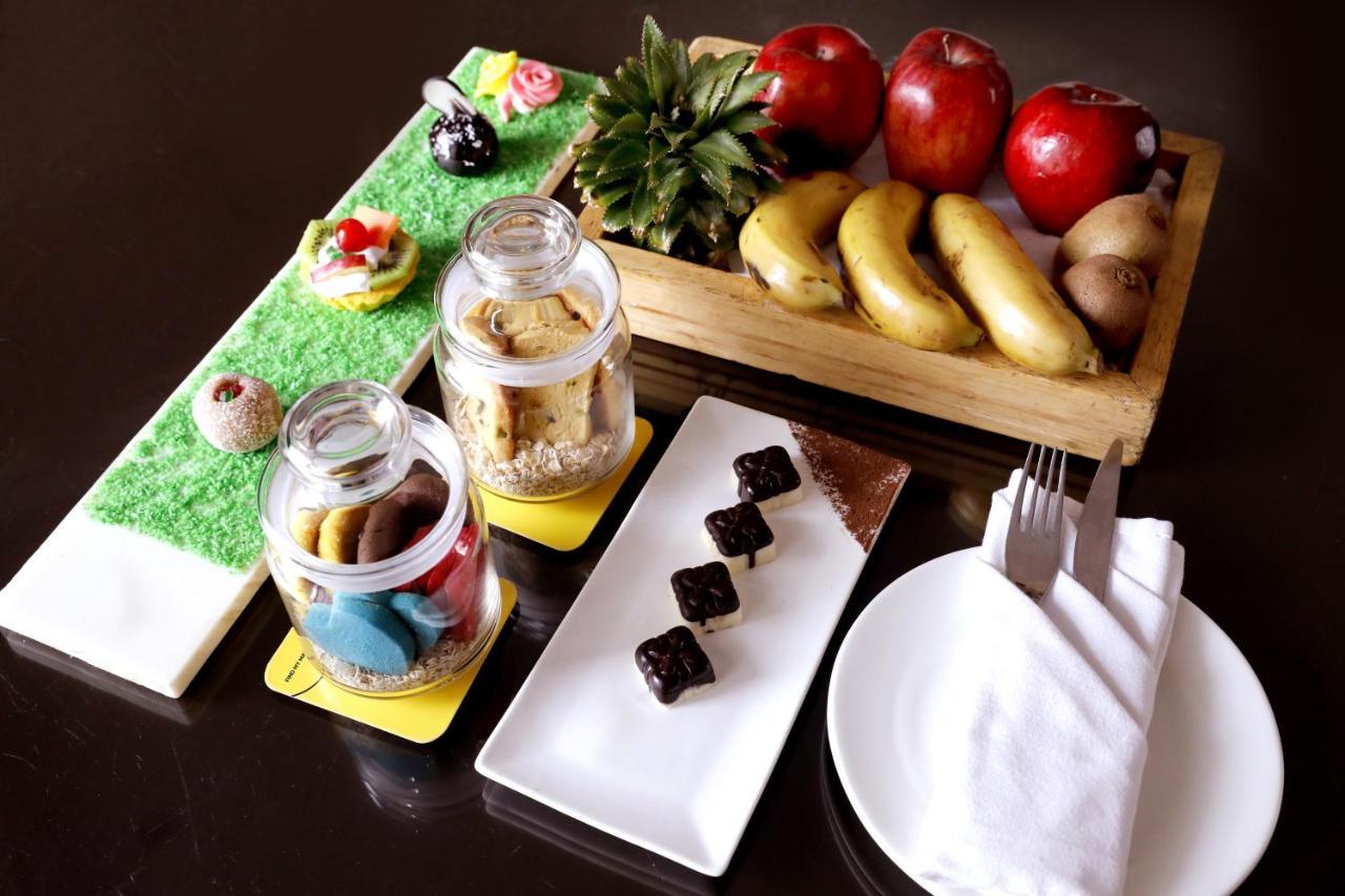 Royal Tulip Luxury Hotel, Kufri, Шимла Экстерьер фото